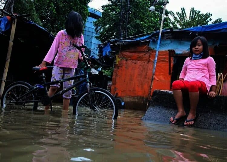 Banjir di Flyover Cibodas.