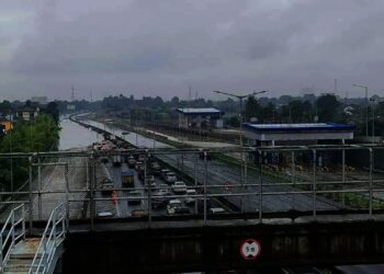 Warga Minta Pengelola Tol BSD lebih serius Tangani Banjir di KM 8