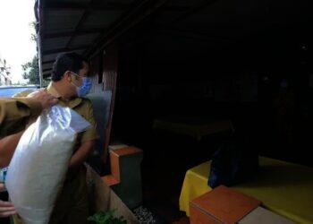 Keluarga Pasien Isolasi Mandiri di Tangerang Diberi Bantuan