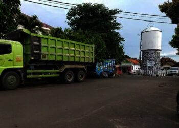 Parkir Sembarang Hilangkan Estetika KCB Menara Air Kab. Pandeglang