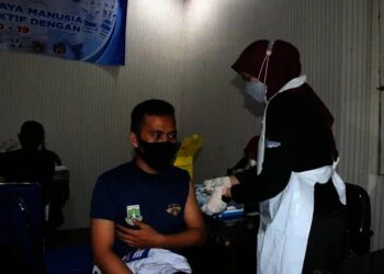 Ratusan Pegawai Dishub Kabupaten Serang Divaksin Tahap I