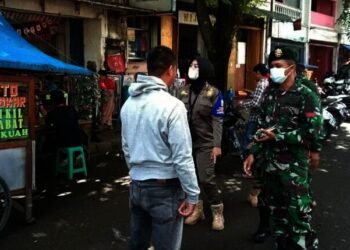Terjaring Razia Masker, Puluhan Pedagang dan Warga Disanksi