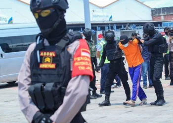Setibanya 22 Teroris dari Jawa Timur di Bandara Soekarno Hatta
