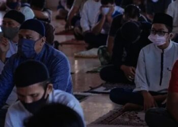 Salat Tarawih dan Idul Fitri Diizinkan, Pemerintah Perluas PPKM 