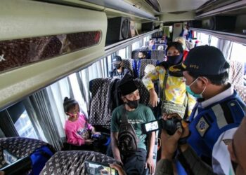 Dishub lakukan Pengawasan Bus Jelang Penerapan Pelarangan Mudik