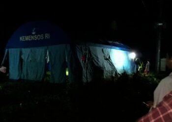 Diancam, 29 Warga di Sobang Pandeglang Pindah ke Tenda Darurat