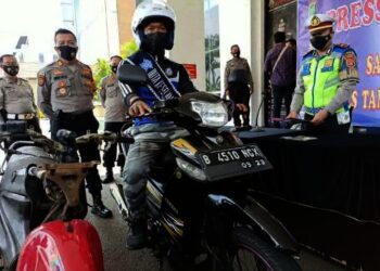 Ditilang Polisi Dapat Hadiah Motor, Marwan Pelaku Freestyle di Bintaro Jadi Duta Keselamatan Lantas