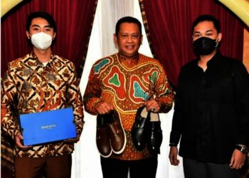 Monk & Co. Sepatu Lokal Kualitas Ekspor, Harga Ekonomis, Sudah Dipakai Tokoh Ternama