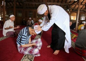 Mengobati Pasien ODGJ Menggunakan Metode Islami