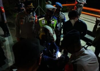 Jelang Sidang Lanjutan HRS, Polisi Lakukan Penyekatan di Perbatasan Cikupa-Curug