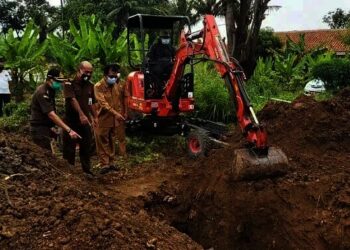671 Kg Daging Oplosan di Kota Tangerang Dimusnahkan