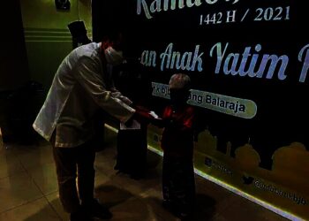 Bank BJB Santuni 100 Anak Yatim di Balaraja Tangerang