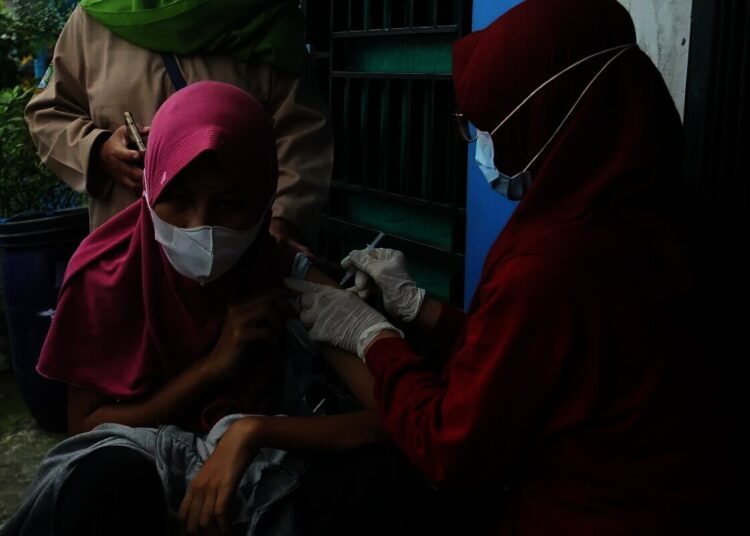 Vaksinasi COVID-19 Bagi ODGJ dan Masyarakat Berkebutuhan Khusus