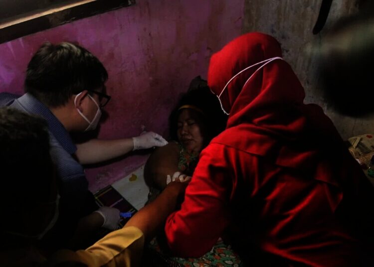 Vaksinasi COVID-19 Bagi ODGJ dan Masyarakat Berkebutuhan Khusus