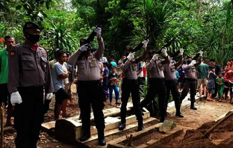Jajaran Polres Pandeglang Berduka, Kapolres Ucapkan Ini Untuk Untuk Keluarga Almarhum