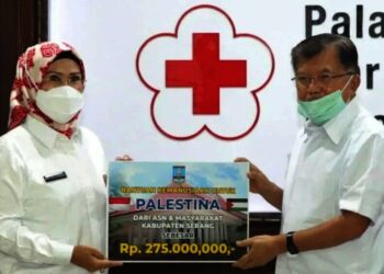 Temui JK, Bupati Tatu Serahkan Donasi Untuk Palestina Rp 275 Juta