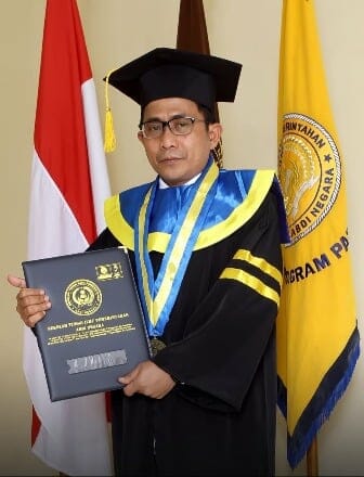 Selamat, Ketua DPRD Kota Tangerang Lulus S2 dengan Nilai A