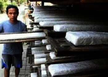 Ogah Rugi, Ukuran Tempe di Kota Tangsel Menyusut