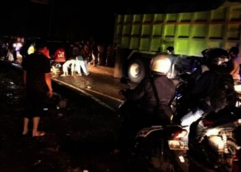 Ugal-ugalan, Xenia Seruduk Pejalan Kaki, Pemotor dan Mobil