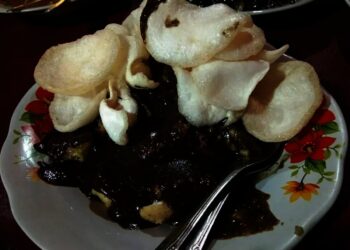 Tahu Cak Hazy, Kelezatannya Bikin Rela Antre