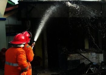Akibat Tumpahan Bensin, Warung Nasi dan 1 Unit Motor Ludes Terbakar