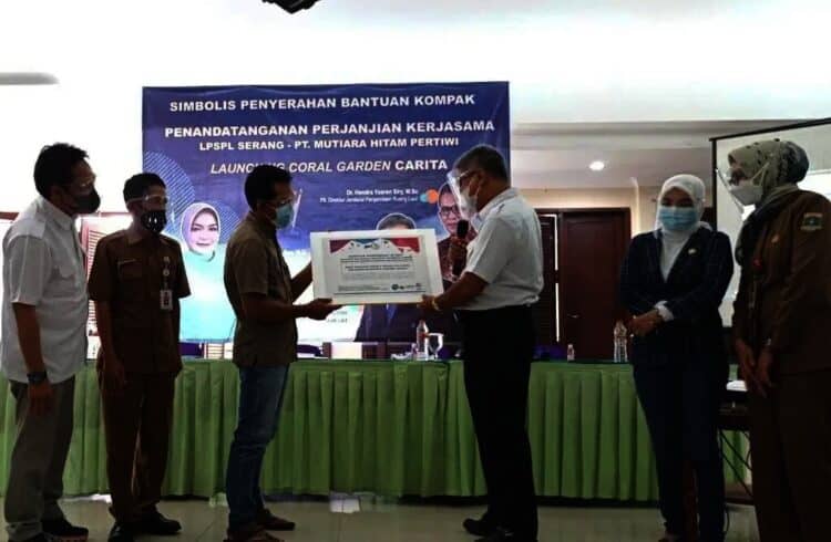 Masyarakat Harus Jadi Mitra Dalam Pengelolaan Konservasi, KKP Salurkan Bantuan kepada Kelompok