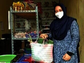 Usaha Keranjang Eyang, Warga Nusa Jaya Ini Punya Omzet Rp 30 Juta/Bulan