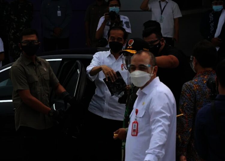 Presiden Jokowi Tinjau Pelaksanaan Vaksinasi Massal di Kabupaten Tangerang