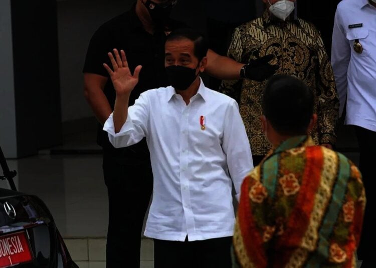 Presiden Jokowi Tinjau Pelaksanaan Vaksinasi Massal di Kabupaten Tangerang