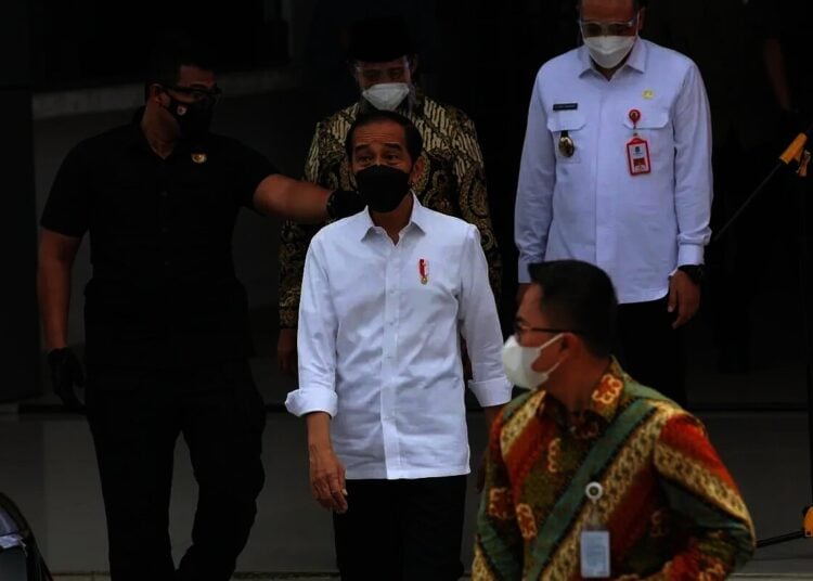 Presiden Jokowi Tinjau Pelaksanaan Vaksinasi Massal di Kabupaten Tangerang