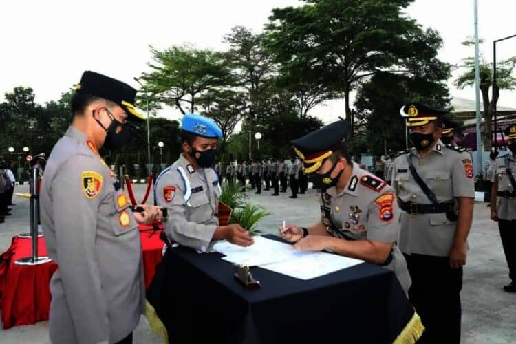 Jabatan Kabag Ops, Kasat Samapta, dan Kabag Log Polresta Tangerang Dikukuhkan
