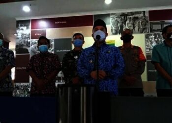 Jam Operasional Rumah Makan dan Pertokoan di Kota Tangerang Dibatasi Pukul 19. 00, Take Away Sampai Pukul 21.00