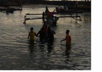 Akhirnya Jasad Santri Terseret Ombak di Lebak Ditemukan Terapung
