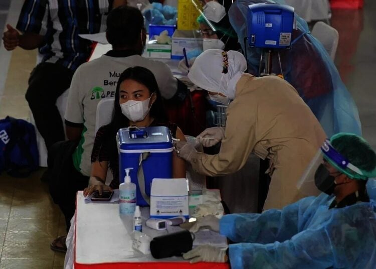 Pelaksanaan Vaksinasi Secara Massal di Kabupaten Tangerang