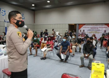 Polresta Tangerang Vaksinasi 1.090 Orang