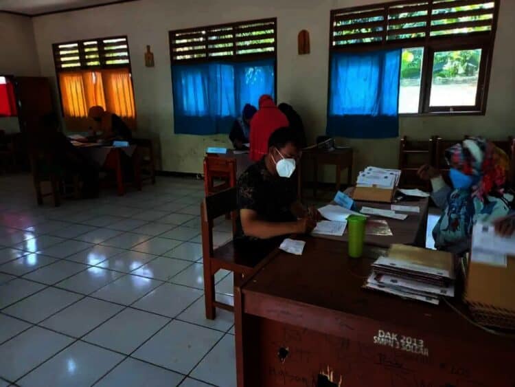 SMPN 3 Solear Gelar MPLS Secara Daring