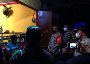 Camat Pakuhaji Sita KTP Lima Pedagang
