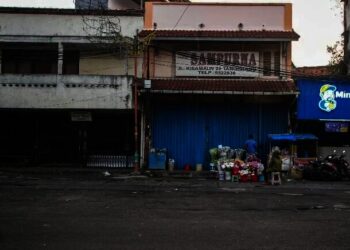 Dilarang Jualan, PKL Pasar Lama Tangerang Curhat Sudah Dikejar Penagih Utang