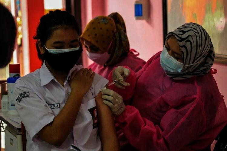 Dindik Kota Tangerang Siapkan Vaksinasi 70 Ribu Siswa SMP
