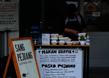 Potret Kedai Kopi di Tangerang Sediakan Sajian Gratis Selama PPKM