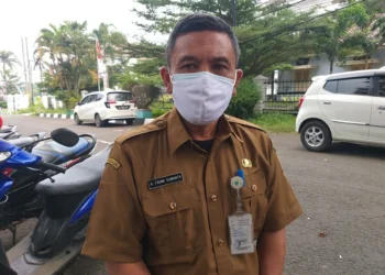 Kepala BKD Pandeglang, Ali Fahmi Sumanta, saat di wawancara wartawan di lingkungan Setda Pandeglang, beberapa waktu lalu. (DOKUMEN/SATELIT NEWS)