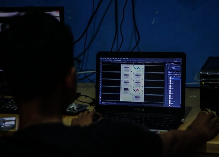 Potret Jasa Cetak Kartu Vaksinasi di Tangerang Kian Menjamur