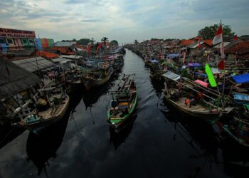 BPBD Banten Peringatkan Ancaman Gelombang di Selatan