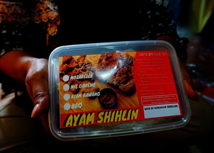 Potret Produksi Ayam Shihlin Rumahan di Tangerang