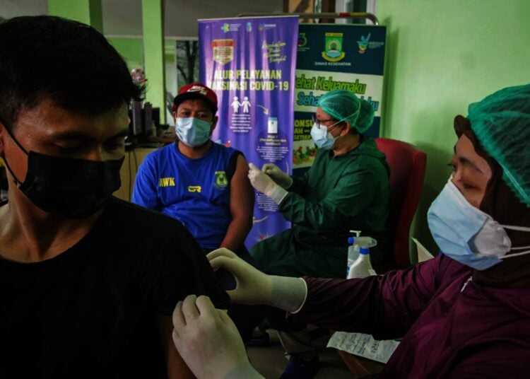 Potret Vaksinasi di Kota Tangerang Gunakan Vaksin Pfizer