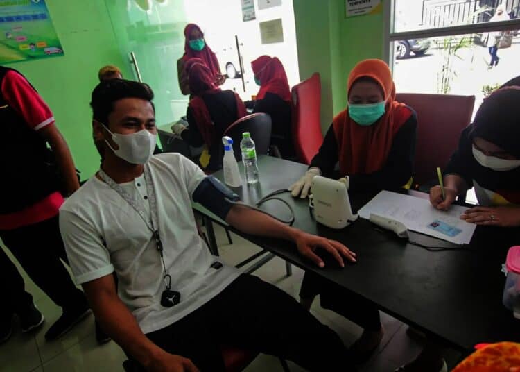Potret Vaksinasi di Kota Tangerang Gunakan Vaksin Pfizer