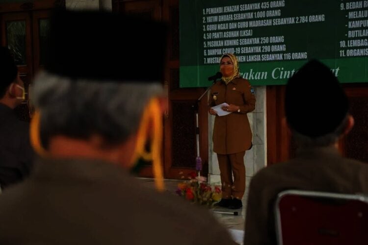 Ratu Tatu Chasanah, dalam sebuah acara pemerintahan. (ISTIMEWA)