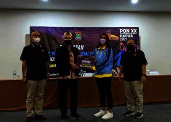 Lepas 55 Atlet ke Papua, Zaki Siapkan Bonus Tambahan