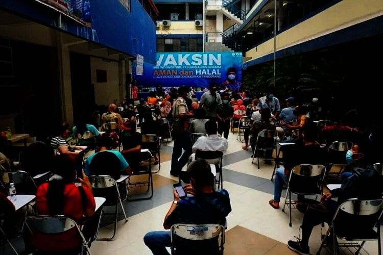 UMT Syaratkan Mahasiswa Harus Divaksin Sebelum PTM