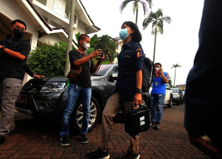 Potret Olah TKP Kasus Pembuatan Sabu Jaringan Internasional